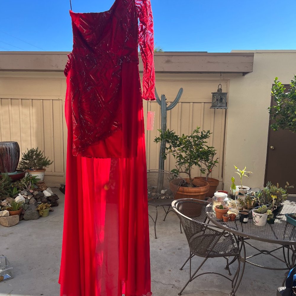 Nicole Bakti one shoulder gown - Picture 9 of 9